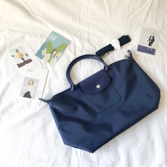 longchamp neo medium navy